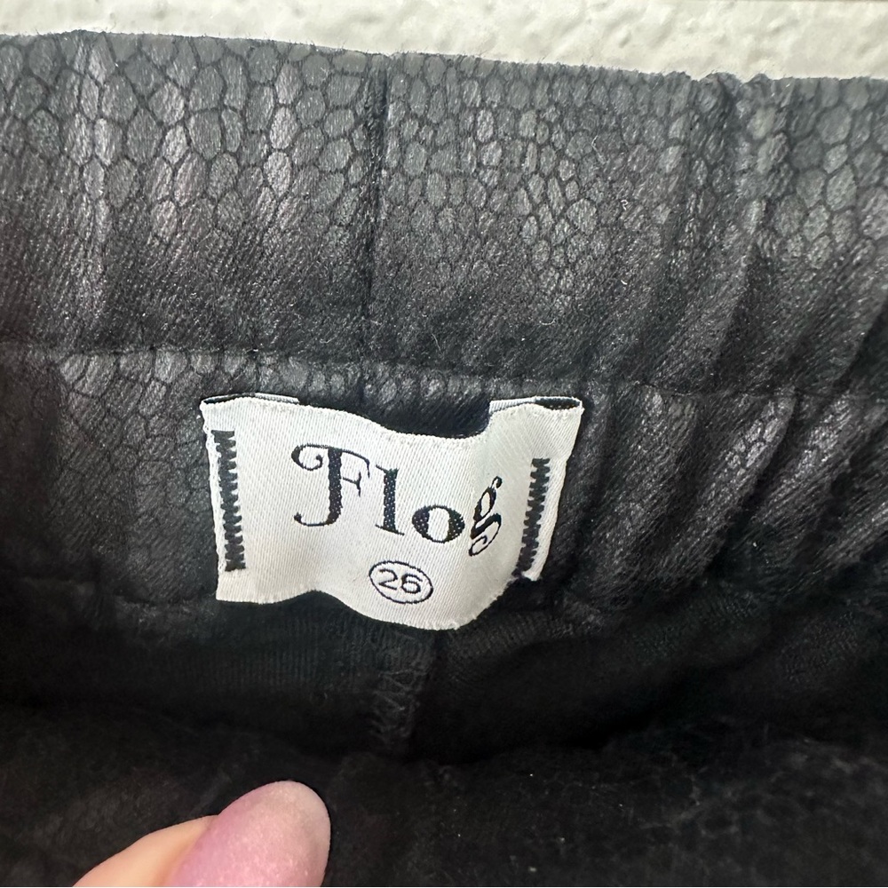 Bevy Flog Shely Black Snake Print Pant size 26 - Picture 4 of 6